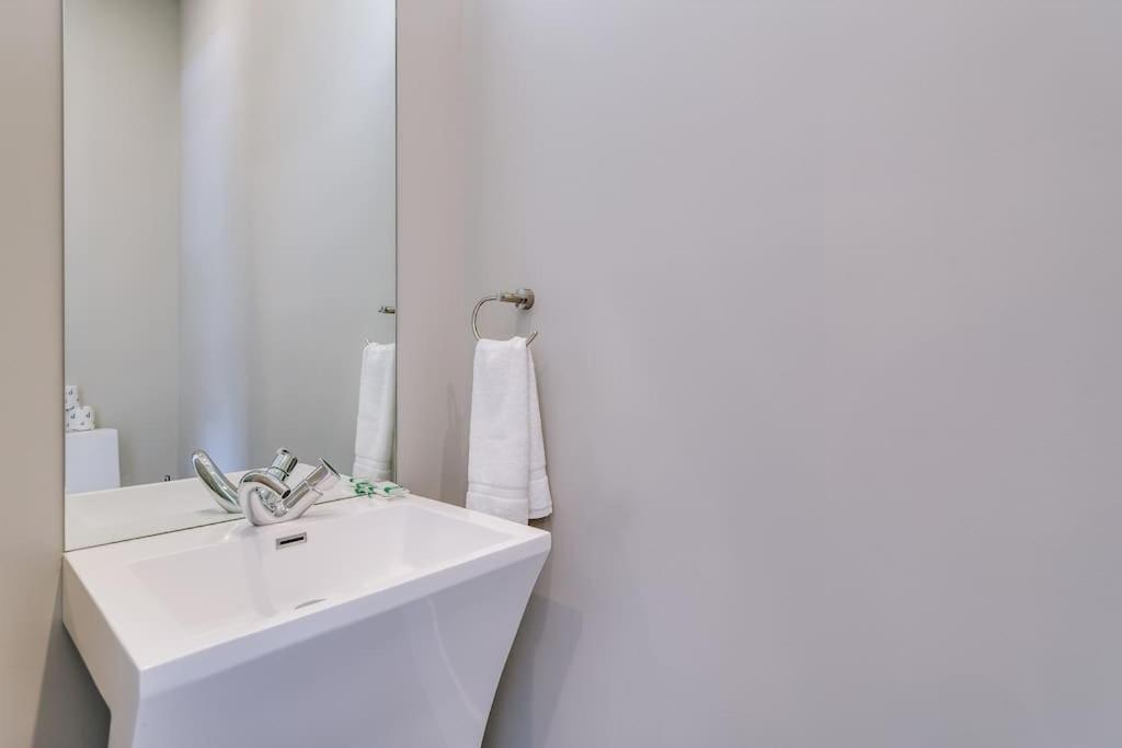 Stunning Duplex Condo #1 - Downtown River North Chicago Eksteriør bilde